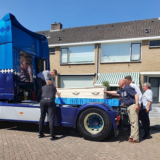 Uitvaart Hendrik-Ido-Ambacht